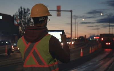 What information should be documented in an incident log?